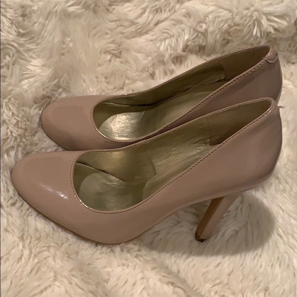 Jessica Simpson 👠 “Field” - Picture 3 of 8